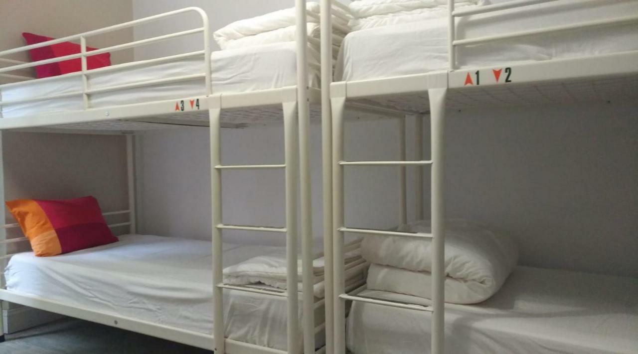 סנטנדר Hostel Royalty Albergue מראה חיצוני תמונה
