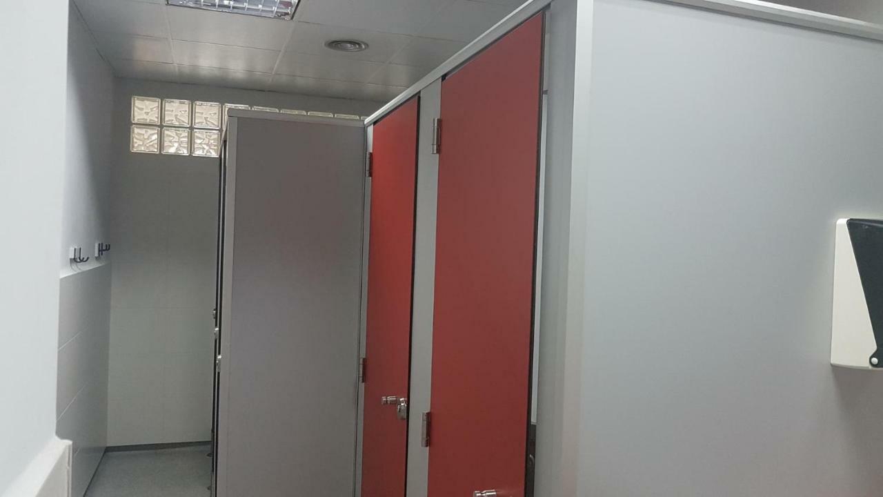 סנטנדר Hostel Royalty Albergue מראה חיצוני תמונה